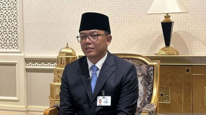 Menlu Sugiono