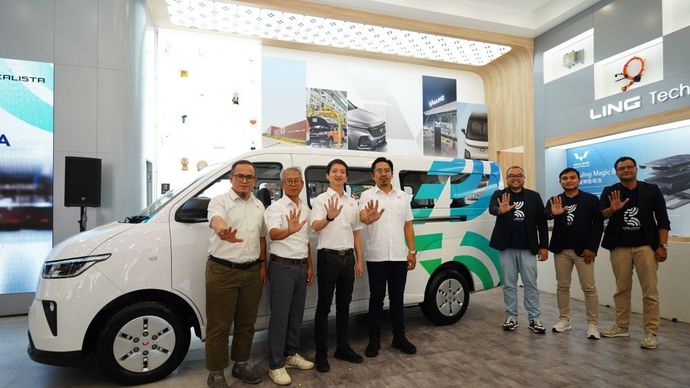 Wuling dan KALISTA menjalin kerja sama dalam penyediaan dan layanan purna jual Mitra EV. (Foto: Istimewa)