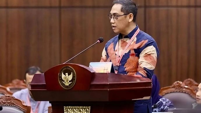 Direktur Jenderal Pengawasan Ruang Digital Kementerian Komdigi Alexander Sabar menyampaikan keterangan dalam sidang lanjutan uji materi Undang-Undang Nomor 27 Tahun 2022 tentang Pelindungan Data Pribadi di Mahkamah Konstitusi, Selasa 23 September 2025. (ANTARA/HO-MK)