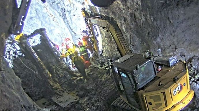 Tim Tanggap Darurat PT Freeport Indonesia (PTFI) pada hari ini, Minggu, 5 Oktober 2025, telah menemukan dan mengevakuasi 3 jenazah rekan kerja dari lokasi insiden luncuran material basah di Tambang Bawah Tanah Grasberg Block Cave (GBC). (Foto: Dok/Istimewa)