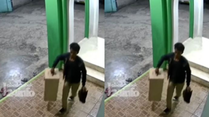 Pria Terekam CCTV Curi Kotak Amal di Masjid Al-Barkah Tangerang