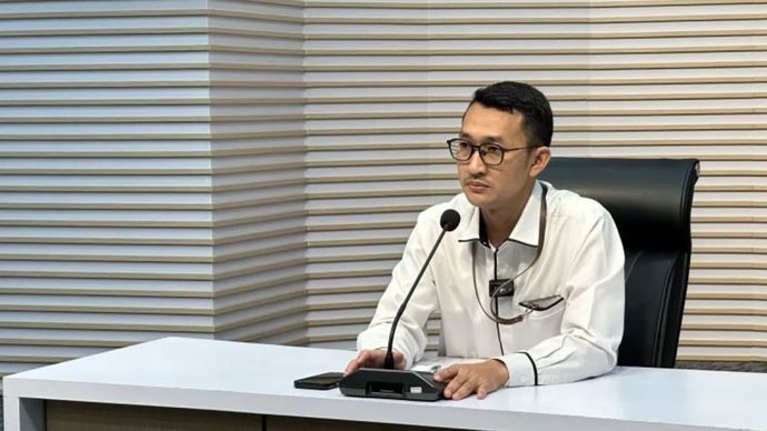 Juru Bicara Komisi Pemberantasan Korupsi Budi Prasetyo memberikan keterangan di Gedung Merah Putih KPK, Jakarta, Senin (15/9/2025). 