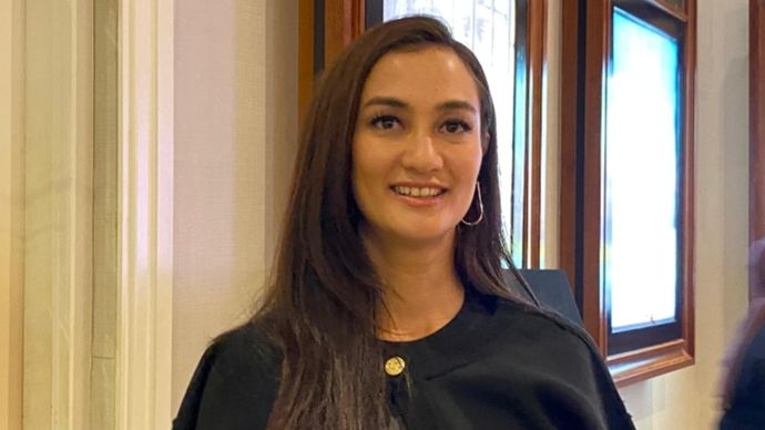 Atiqah Hasiholan 