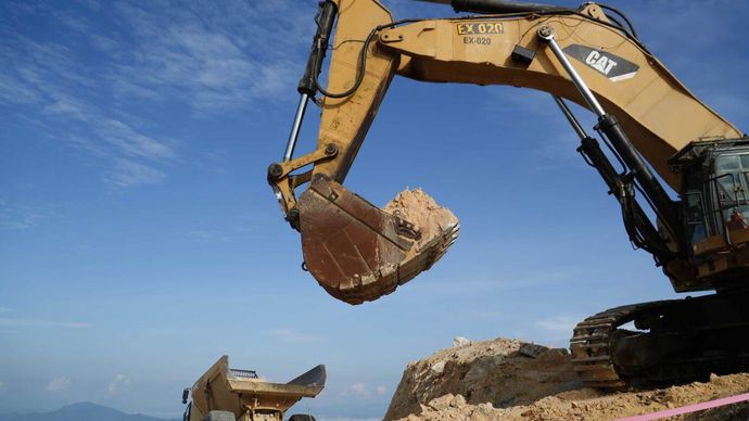 Operasi tambang PT Merdeka Gold Resources Tbk/Ist