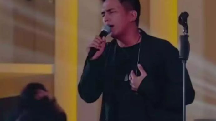 Konser ADA Band di SMAK Penabur Harapan Indah 