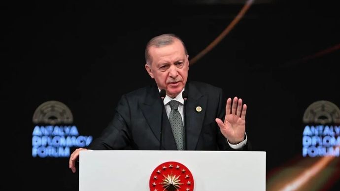 Presiden Turki Recep Tayyip Erdogan berbicara pada pembukaan Forum Diplomasi Antalya keempat di Antalya, T&uuml;rkiye pada 11 April 2025. ANTARA/Xinhua/Mustafa Kaya