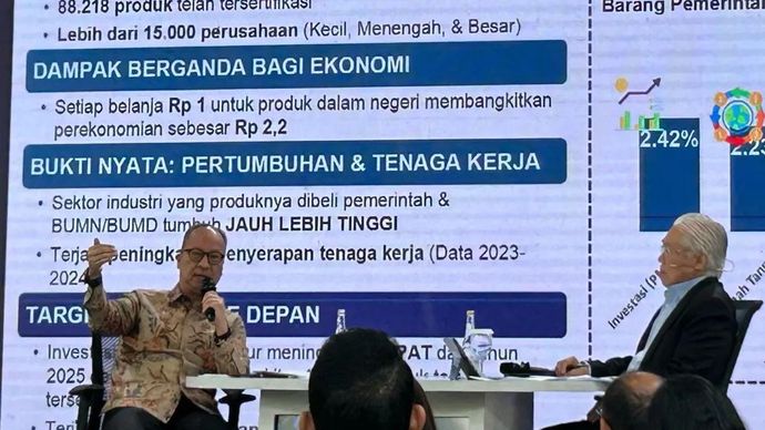 Menteri Perindustrian (Menperin) Agus Gumiwang Kartasasmita menghadiri Round Table Investor Daily di Jakarta, Selasa 14 Oktober 2025. ANTARA/Maria Cicilia Galuh.