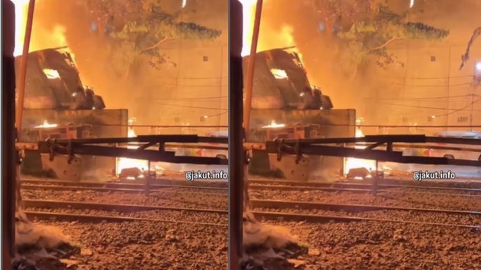 Kebakaran hebat melanda kawasan padat penduduk di Gang 27, Pademangan Timur, Jakarta Utara, pada Rabu (15/10/2025) dini hari.