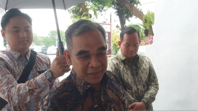 Ketua MPR RI Ahmad Muzani memberikan keterangan di Istana Kepresidenan Jakarta, Jumat 17 Oktober 2025. ANTARA/Mentari Dwi Gayati