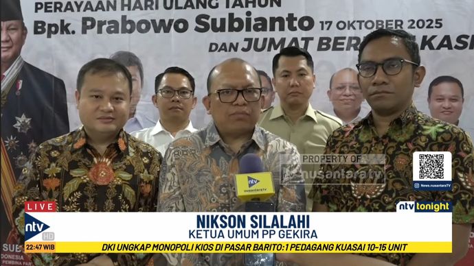 Gekira Rayakan Ultah Prabowo, Ketua Umjm Gekira Nikson Silalahi (tengah), Bendahara Umjm Dimpos Tampubolon (kiri)