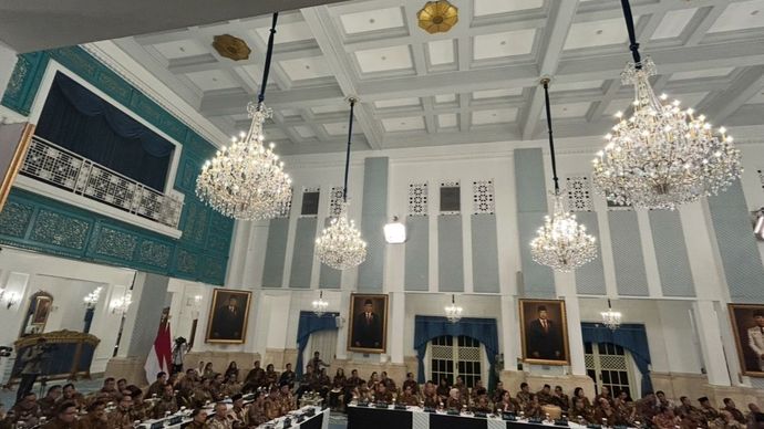 Pimpin Sidang Kabinet Paripurna di Genap Satu Tahun Pemerintahan