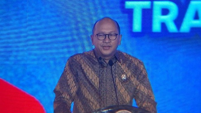 Chief Executive Officer (CEO) Danantara Rosan Roeslani menyampaikan pidato dalam acara HIPMI-Danantara Indonesia Business Forum 2025 di Jakarta, Senin, 20 Oktober 2025. (ANTARA/Aji Cakti)