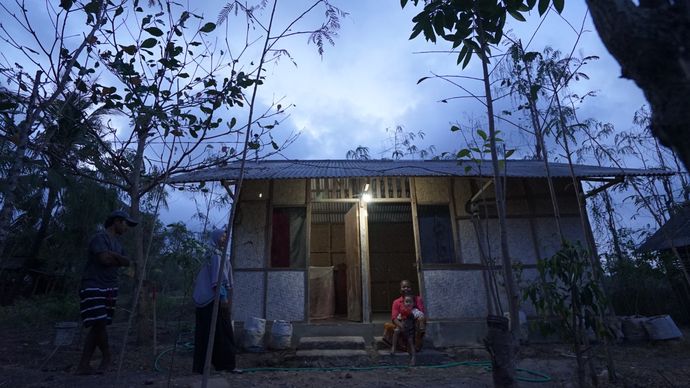 Papua Barat kini tak lagi temaram.