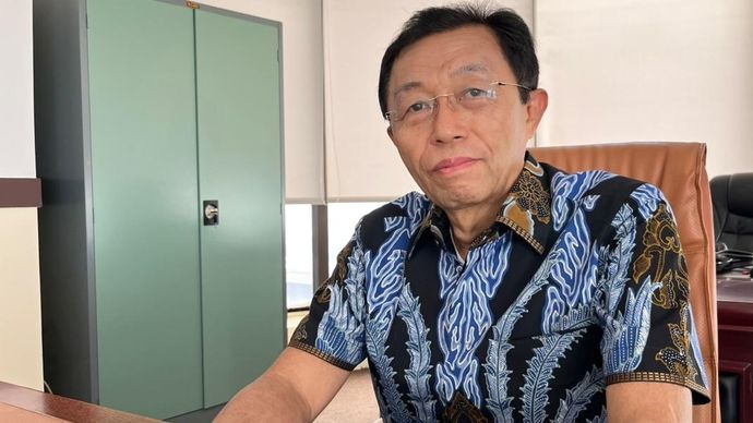 Dr. Hendra Karianga, SH.MH.