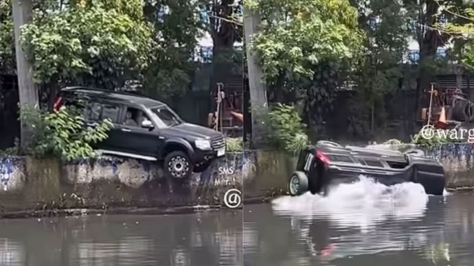 Mobil Hitam Nyemplung ke Kali saat Diderek