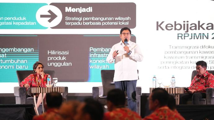 Wakil Menteri Transmigrasi Viva Yoga Mauladi mengundang para pengusaha untuk menanamkan investasi di kawasan transmigrasi.