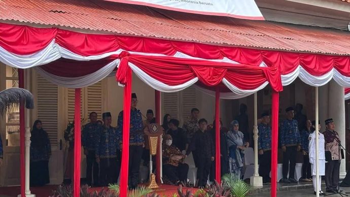 Menteri Kebudayaan Fadli Zon saat menjadi inspektur upacara Sumpah Pemuda ke-97 yang digelar di Museum Sumpah Pemuda, Jakarta, Selasa 28 Oktober 2025. ANTARA/Sinta Ambar.