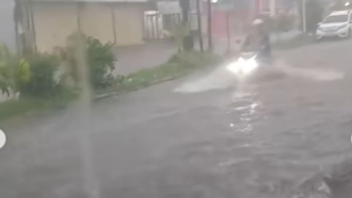 banjir hantam bekasi