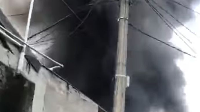 Jum'at, 31 Oktober 2025 Dinas Pemadam Kebakaran dan Penyelamatan Kota Depok menerima laporan terjadinya kebakaran sebuah lapak dengan luas area yang terbakar ±100M² yang berlokasi di Jl.Bulak Barat Rt.04 Rw.08 Kelurahan Cipayung Kecamatan Cipayung Kota Depok. Dalam kejadian tersebut menurunkan 1 Unit Komando dan 3 Unit Pompa.