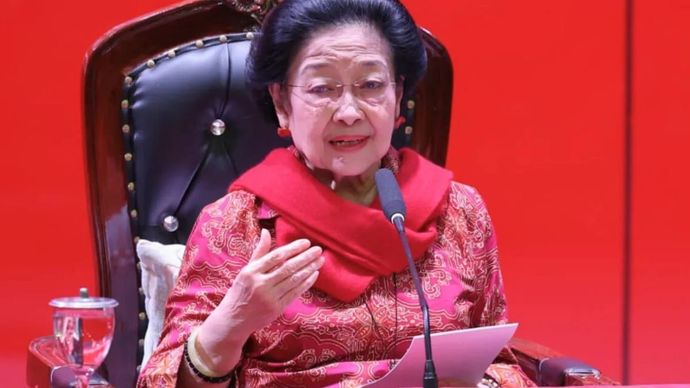 Ketua Umum PDI Perjuangan (PDIP) Megawati Soekarnoputri dalam seminar internasional 70 Tahun Konferensi Asia–Afrika (KAA) di Museum Bung Karno, Blitar, Jawa Timur, Sabtu 1 November 2025. (ANTARA/HO-PDI Perjuangan)