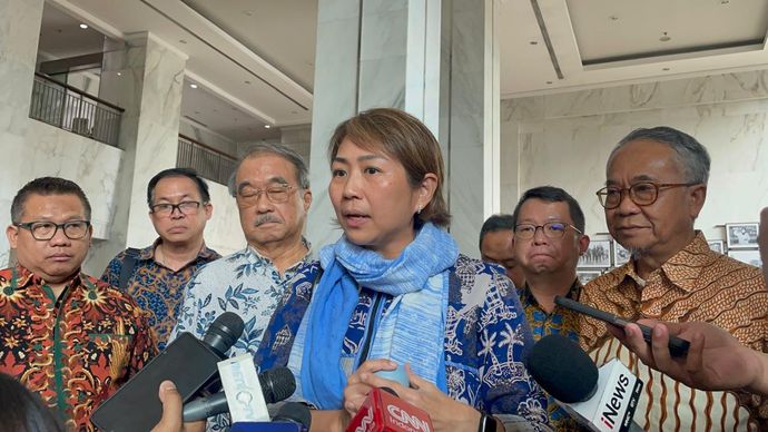 Ketua Umum Asosiasi Garment dan Textile Indonesia (AGTI), Anne Patricia Sutanto merespons langkah Menteri Keuangan (Menkeu) Purbaya Yudhi Sadewa terkait penertiban praktik impor pakaian bekas impor atau thrifting.