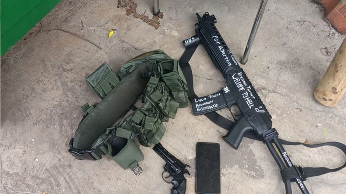 Senjata yang ditemukan di SMAN 72.