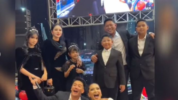 Heboh di Makassar, Anak Ultah 9 Tahun Dapat Lamborghini Revuelto Rp25 Miliar