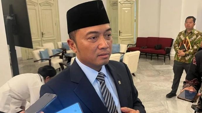 Menteri Sekretaris Negara Prasetyo Hadi menjawab pertanyaan wartawan di Istana Merdeka, Jakarta, Jumat 7 November 2025. ANTARA/Fathur Rochman/am.