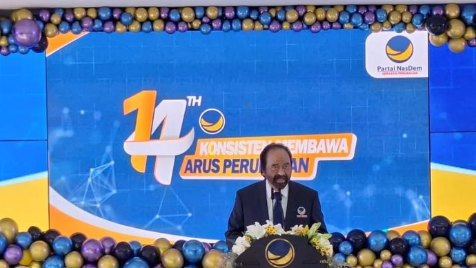 Ketua Umum Partai NasDem Surya Paloh saat berpidato dalam HUT Ke-14 Partai NasDem di Jakarta, Selasa 11 November 2025. (ANTARA/Fianda Sjofjan Rassat)