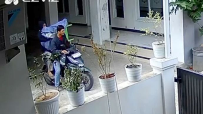 Maling Kotak Amal di Depok