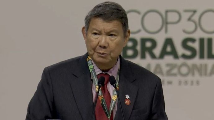 Utusan Khusus Presiden Republik Indonesia untuk Iklim dan Energi, Hashim Djojohadikusumo dalam sesi Leaders Summit pada Conference of the Parties ke-30 (COP30) di Bel&eacute;m, Brasil, Kamis (6/11). Pemerintah Indonesia menegaskan komitmennya untuk memimpin upaya global dalam memitigasi perubahan iklim dan percepatan transisi menuju Net Zero Emissions pada 2060 atau lebih cepat. Foto: Official UN Web TV