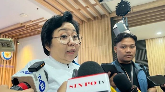 Arsip foto - Kepala Badan Pengendalian dan Pengawasan Mutu Hasil Kelautan dan Perikanan (Badan Mutu) KKP Ishartini memberi keterangan kepada awak media terkait Perkembangan Penanganan Isu Cesium-137 pada Produk Udang, di Jakarta, Kamis, 6 November 2025. ANTARA/Harianto