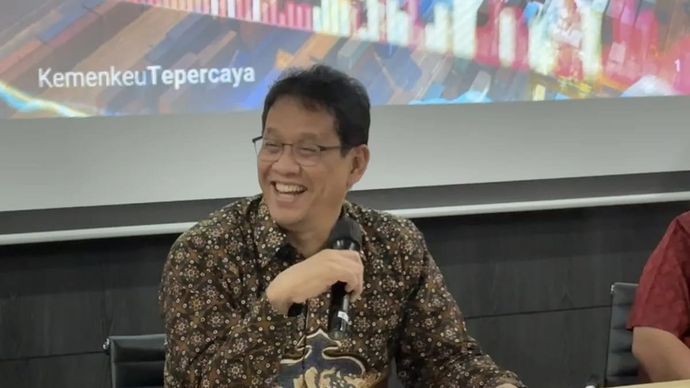 Menteri Keuangan Purbaya Yudhi Sadewa menjawab pertanyaan wartawan dalam taklimat media di kantor Kementerian Keuangan, Jakarta, Jumat 14 November 2025. ANTARA/Imamatul Silfia/pri.