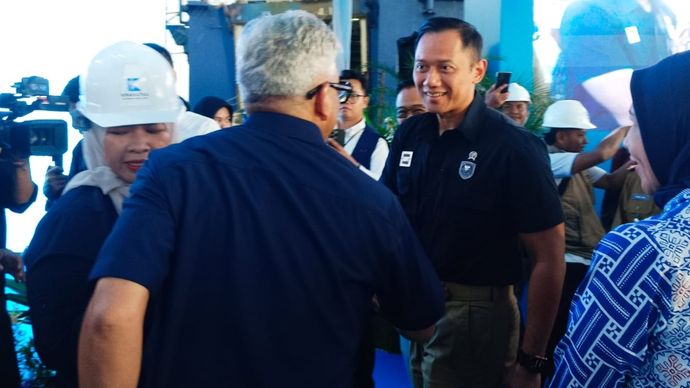 Komisaris KBS Revitriyoso sambut Menko IPK AHY. 