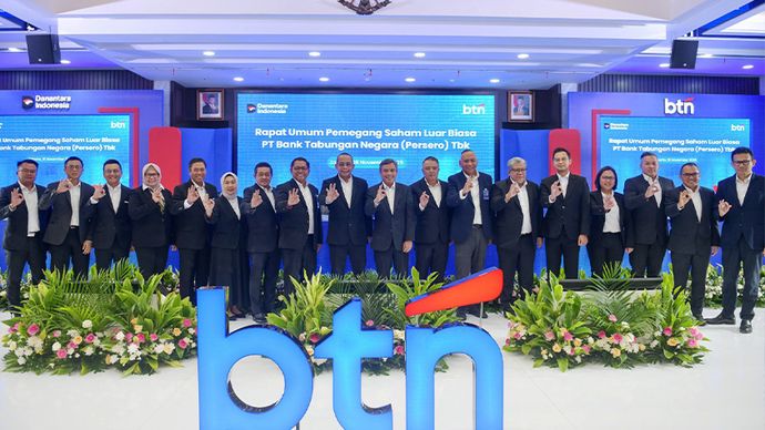 Rapat Umum Pemegang Saham Luar Biasa (RUPSLB) PT Bank Tabungan Negara (Persero) Tbk (BTN) resmi menyetujui pemisahan (spin-off) Unit Usaha Syariah (UUS) kepada PT Bank Syariah Nasional (BSN). 