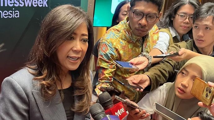 Menteri Komunikasi dan Digital (Menkomdigi) Meutya Hafid memberi keterangan ketika ditemui di Jakarta, Kamis 20 November 2025. (ANTARA/Putu Indah Savitri)