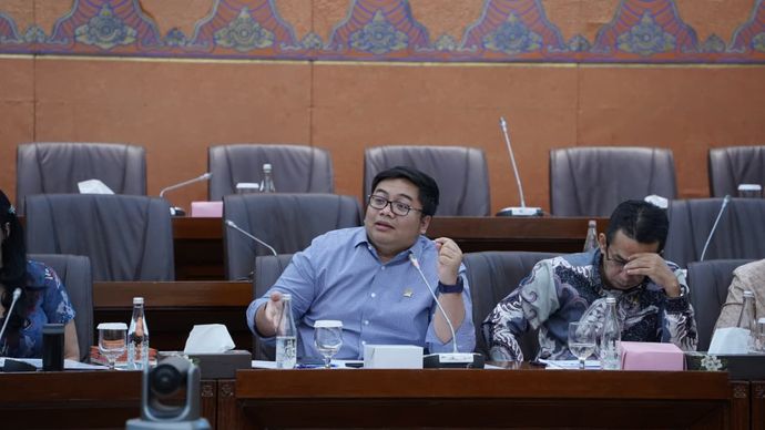 Anggota DPR RI, Kawendra Lukistian