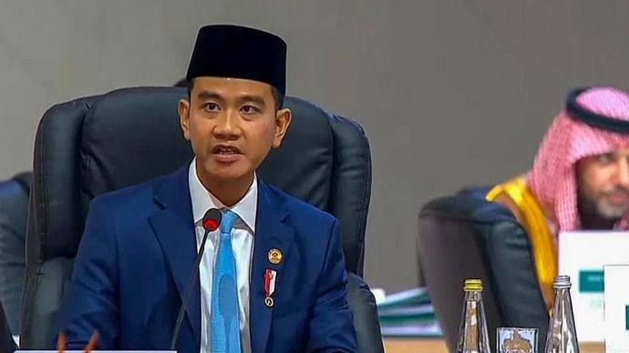 Wakil Presiden RI Gibran Rakabuming Raka menyampaikan pidato pada sesi kedua Konferensi Tingkat Tinggi (KTT) G20 di Johannesburg, Afrika Selatan, Sabtu 22 November 2025. ANTARA/Mentari Dwi Gayati/am.