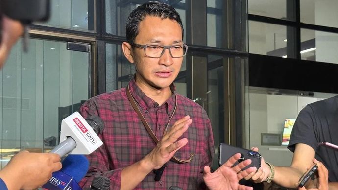 Juru Bicara Komisi Pemberantasan Korupsi Budi Prasetyo memberikan keterangan di Gedung Merah Putih KPK, Jakarta, Rabu 26 November 2025. (ANTARA/Rio Feisal)