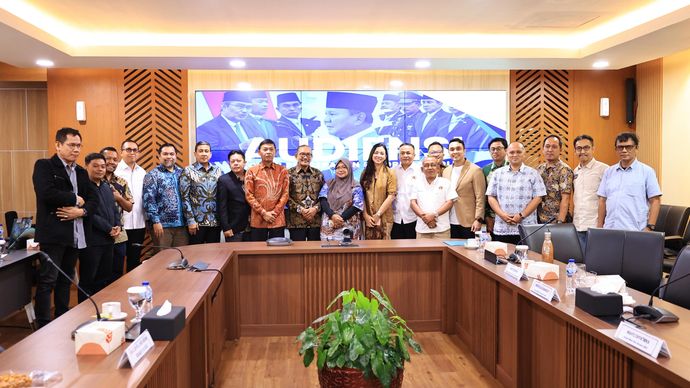 Asosiasi Media Siber Indonesia (AMSI) menghadiri audiensi dengan Komite Percepatan Reformasi Polri, di Gedung Sekretariat Negara, pada Rabu, 26 November 2025. 