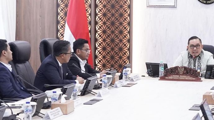 Wakil Menteri Investasi dan Hilirisasi/Wakil Kepala BKPM Todotua Pasaribu menerima audiensi Badan Pengurus Cabang Himpunan Pengusaha Muda Indonesia (BPC Hipmi) Jakarta Barat.