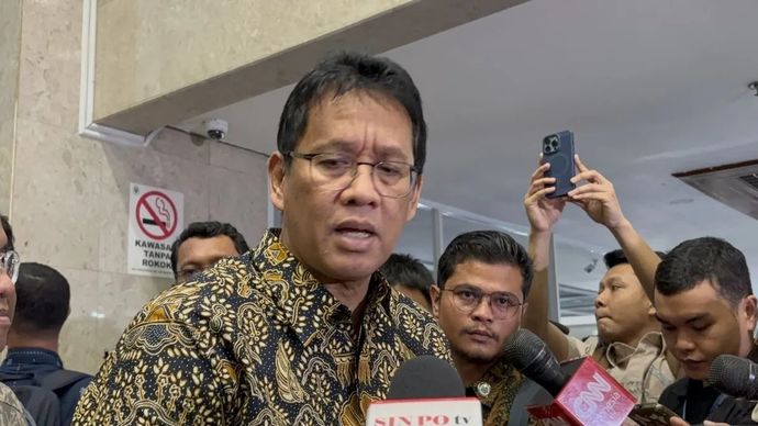 Menteri Keuangan Purbaya Yudhi Sadewa menjawab pertanyaan wartawan saat ditemui di Kompleks Parlemen, Jakarta, Kamis, 27 November 2025. (ANTARA/Imamatul Silfia)
