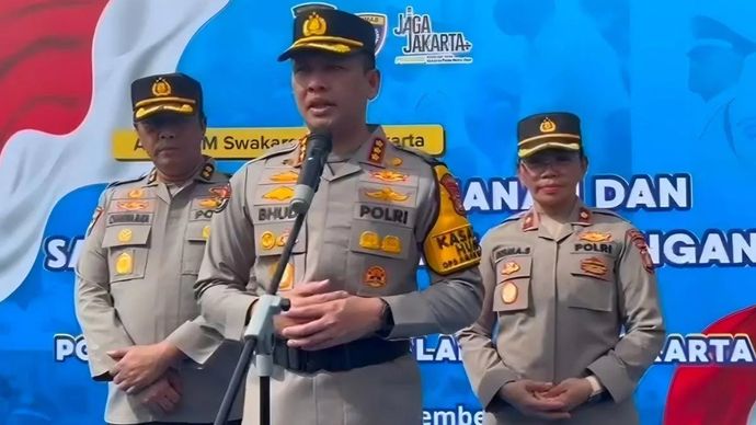 Kabid Humas Polda Metro Jaya Kombes Pol Budi Hermanto memberikan keterangan di Mapolda Metro Jaya, Jakarta, Jumat 28 November 2025. ANTARA/Ilham Kausar.