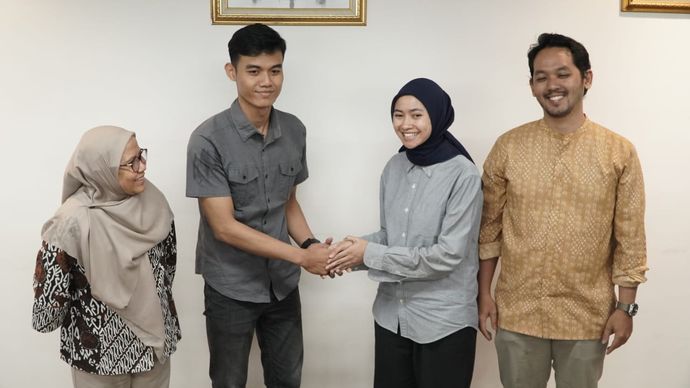 PT Kereta Api Indonesia (Persero) melakukan proses mediasi antara Petugas Passenger Service Stasiun Rangkasbitung dan salah satu pengguna Commuter Line yang sebelumnya melaporkan barang bawaannya tertinggal di dalam kereta. 