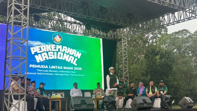 Ketua Umum PKB Abdul Muhaimin Iskandar (Cak Imin) meresmikan pembukaan Perkemahan Nasional Pemuda Lintas Iman 2025 yang digelar oleh Badan Persaudaraan Antar-iman (BERANI) di Bumi Perkemahan Jambore Cibubur