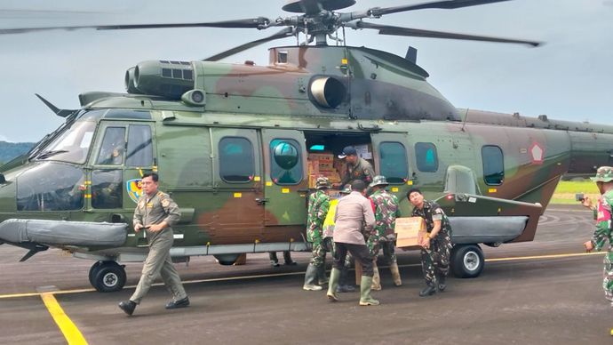 Pemerintah Kirim 11 Helikopter untuk Percepatan Penanganan Bencana di Sumatera
