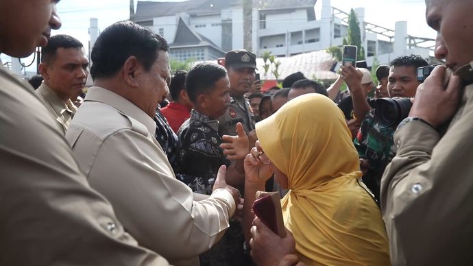 Prabowo Tinjau Langsung Dampak Banjir Sumatera