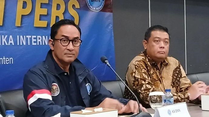Kepala BNN RI Komjen Pol Suyudi Ario Seto saat memberikan keterangan pers terkait ungkap kasus pelaku penyeludup dua ton narkotika jenis sabu di Kamboja. ANTARA/Azmi Samsul M.