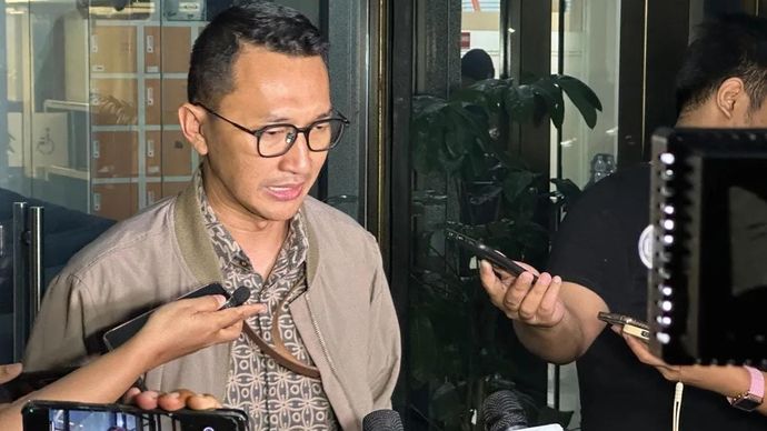 Juru Bicara Komisi Pemberantasan Korupsi Budi Prasetyo memberikan keterangan di Gedung Merah Putih KPK, Jakarta, Selasa 2 Desember 2025. ANTARA/Rio Feisal.