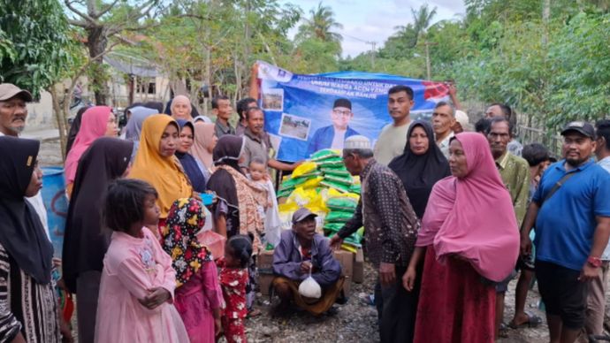 Bang Lukman DPRD DKI Jakarta Ajak Dukung Dapur Umum Bencana Hidrometeorologi Sumatera